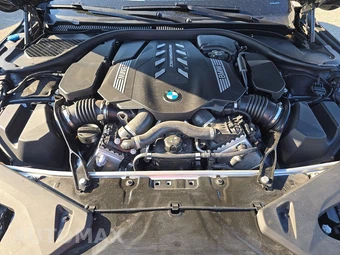 2024 BMW 8 Series Convertible M850i xDrive - miniatura 15