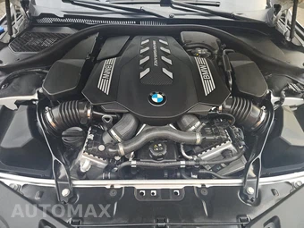 2024 BMW 8 Series Convertible M850i xDrive - miniatura 16