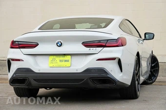 2024 BMW 8 Series Coupe 840i - miniatura 3