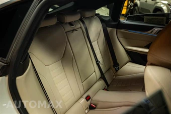 2024 BMW i4 eDrive35 - miniatura 12