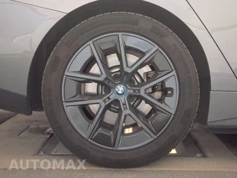 2024 BMW i4 eDrive40 – miniatura 11