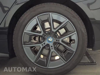 2024 BMW i4 eDrive40 – miniatura 12