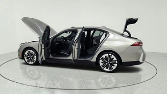 2024 BMW i5 eDrive40 – miniatura 15