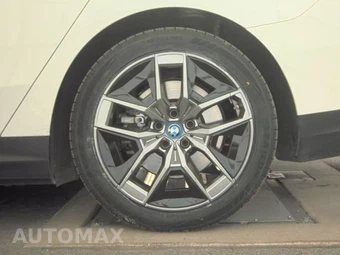 2024 BMW i5 eDrive40 – miniatura 12