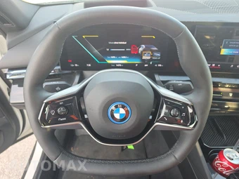 2024 BMW i5 eDrive40 – miniatura 16