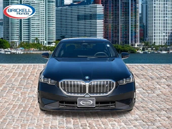 2024 BMW i5 eDrive40 - miniatura 2