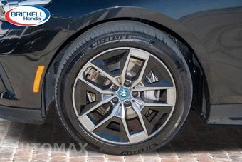 2024 BMW i5 eDrive40 - miniatura 38