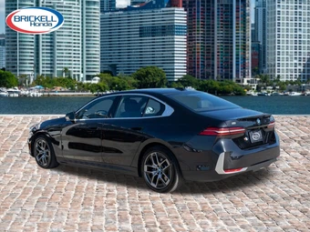2024 BMW i5 eDrive40 - miniatura 7