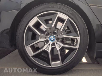 2024 BMW i5 eDrive40 – miniatura 11