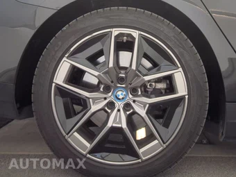 2024 BMW i5 eDrive40 - miniatura 11