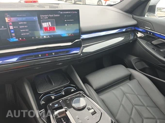 2024 BMW i5 eDrive40 - miniatura 17