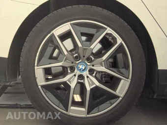 2024 BMW i5 eDrive40 – miniatura 11