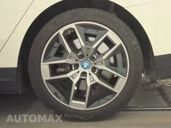 2024 BMW i5 eDrive40 – miniatura 12