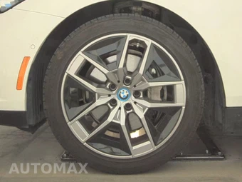 2024 BMW i5 eDrive40 – miniatura 9