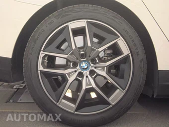 2024 BMW i5 eDrive40 – miniatura 11