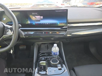 2024 BMW i5 eDrive40 – miniatura 17