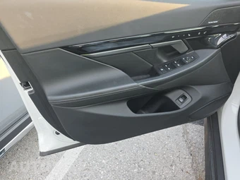 2024 BMW i5 eDrive40 – miniatura 15
