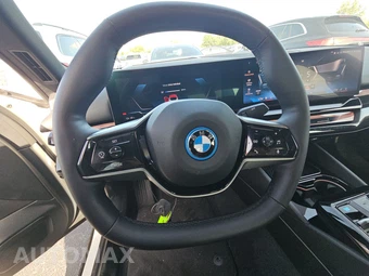 2024 BMW i5 eDrive40 – miniatura 16