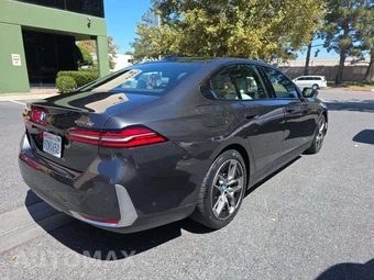 2024 BMW i5 eDrive40 – miniatura 3