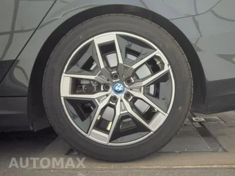 2024 BMW i5 eDrive40 – miniatura 12