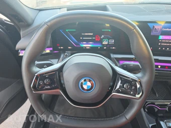 2024 BMW i5 eDrive40 – miniatura 16