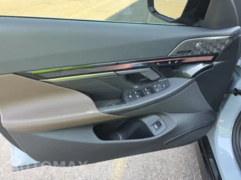 2024 BMW i5 M60 – miniatura 9