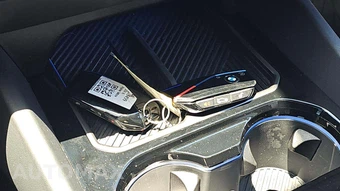 2024 BMW i5 M60 - miniatura 17