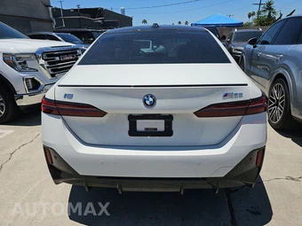 2024 BMW i5 M60 - miniatura 5