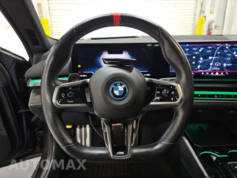 2024 BMW i5 M60 - miniatura 10