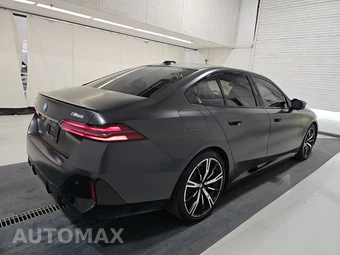 2024 BMW i5 M60 - miniatura 4