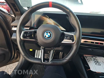 2024 BMW i5 M60 – miniatura 10
