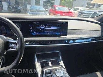 2024 BMW i7 eDrive50 M SPORT LINE – miniatura 10