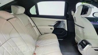 2024 BMW i7 eDrive50 M SPORT LINE – miniatura 25