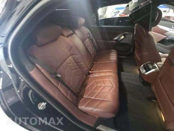 2024 BMW i7 eDrive50 M SPORT LINE – miniatura 16