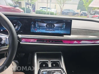 2024 BMW i7 M70 – miniatura 10