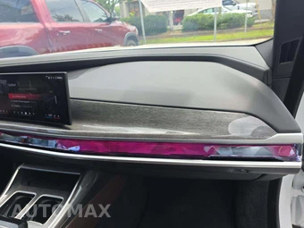 2024 BMW i7 M70 – miniatura 19