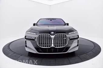2024 BMW i7 M70 - miniatura 18