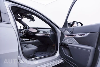 2024 BMW i7 M70 - miniatura 32