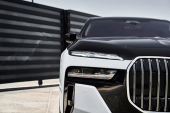 2024 BMW i7 M70 - miniatura 8
