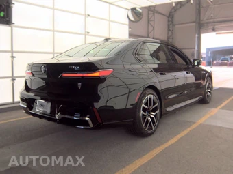 2024 BMW i7 M70 – miniatura 4
