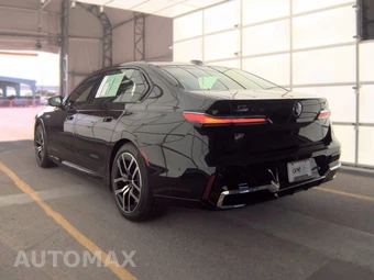 2024 BMW i7 M70 – miniatura 6