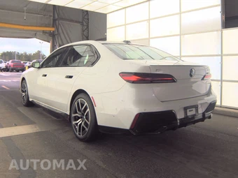 2024 BMW i7 xDrive60 M SPORT LINE – miniatura 6