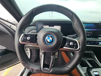 2024 BMW i7 xDrive60 M SPORT LINE - miniatura 10