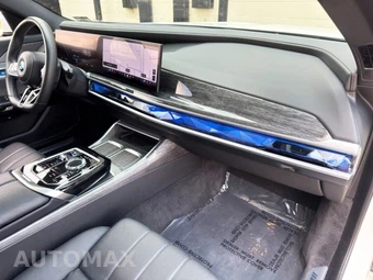 2024 BMW i7 xDrive60 M SPORT LINE - miniatura 12