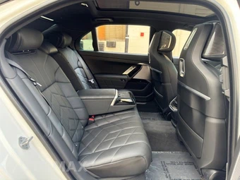 2024 BMW i7 xDrive60 M SPORT LINE - miniatura 46