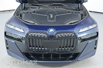 2024 BMW i7 xDrive60 M SPORT LINE - miniatura 6