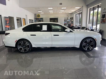 2024 BMW i7 xDrive60 M SPORT LINE - miniatura 6