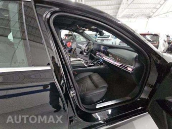 2024 BMW i7 xDrive60 – miniatura 19