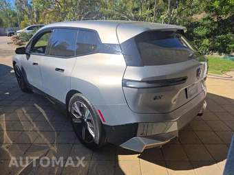 2024 BMW iX Sports Activity Vehicle M60 - miniatura 2