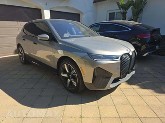 2024 BMW iX Sports Activity Vehicle M60 - miniatura 4